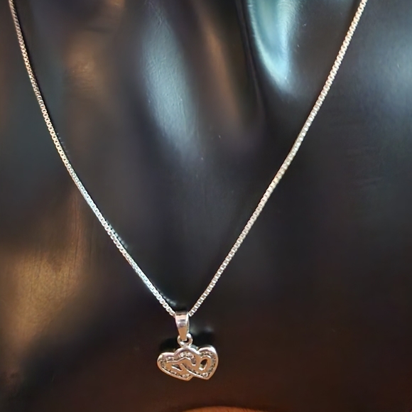Double 💕 hearts sterling silver necklace - Picture 8 of 13